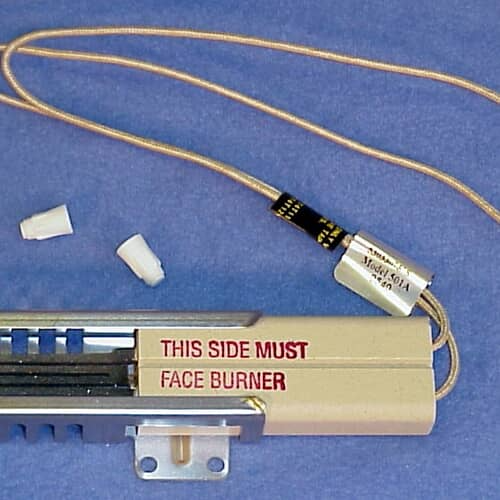 Kit contents for the 5303935067 ignitor, including the igniter, wires, and heat shields.